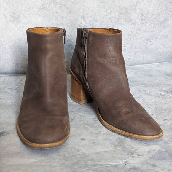 Coclico Bobo Evolo Anthracite Suede Ankle Booties in Brown, Size 39 - Picture 4 of 14